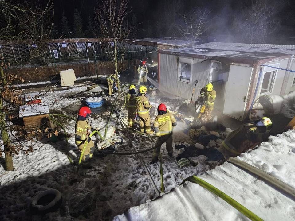 Tragedia w Przytulisku w Głownie! W nocy wybuchł pożar, straty są ogromne