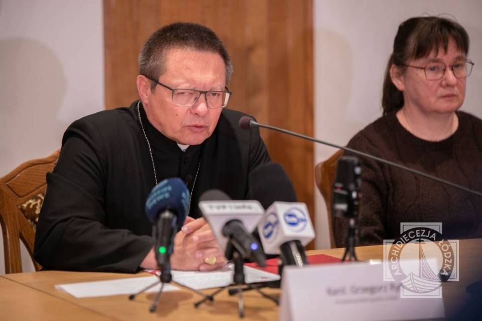 Rusza komisja ds. nadużyć seksualnych w łódzkim Kościele. Kard. Grzegorz Ryś: „Chcemy dotrzeć do osób skrzywdzonych. To jest główny powód powołania komisji”
